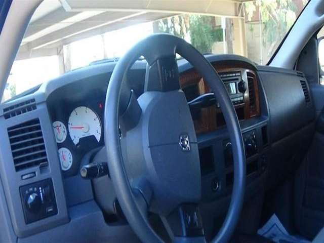 2006 Dodge Ram Pickup 2500 